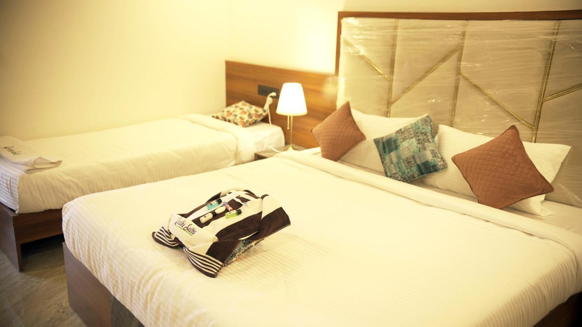 Radhe Suites Haïdarabad Extérieur photo