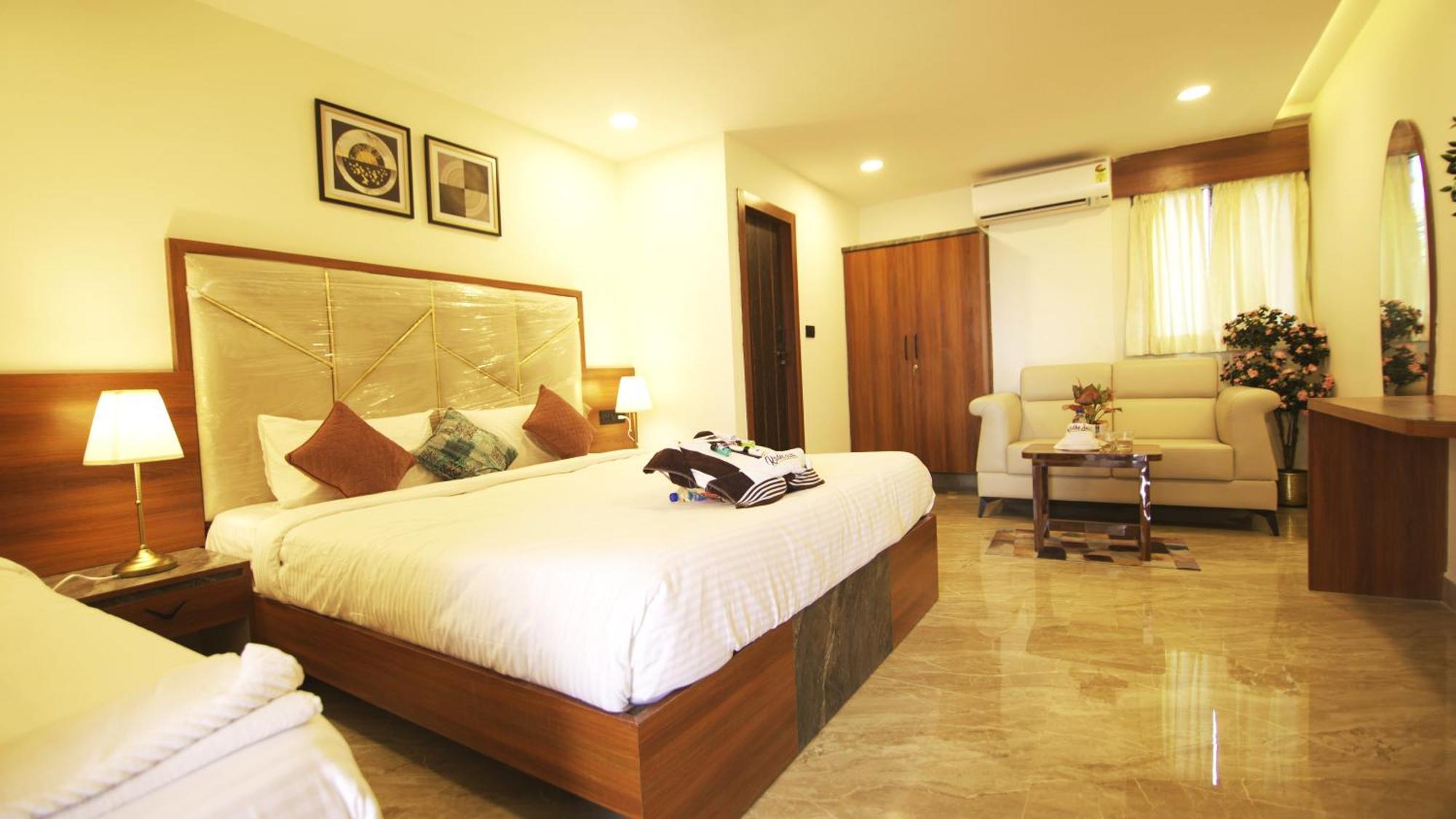 Radhe Suites Haïdarabad Extérieur photo