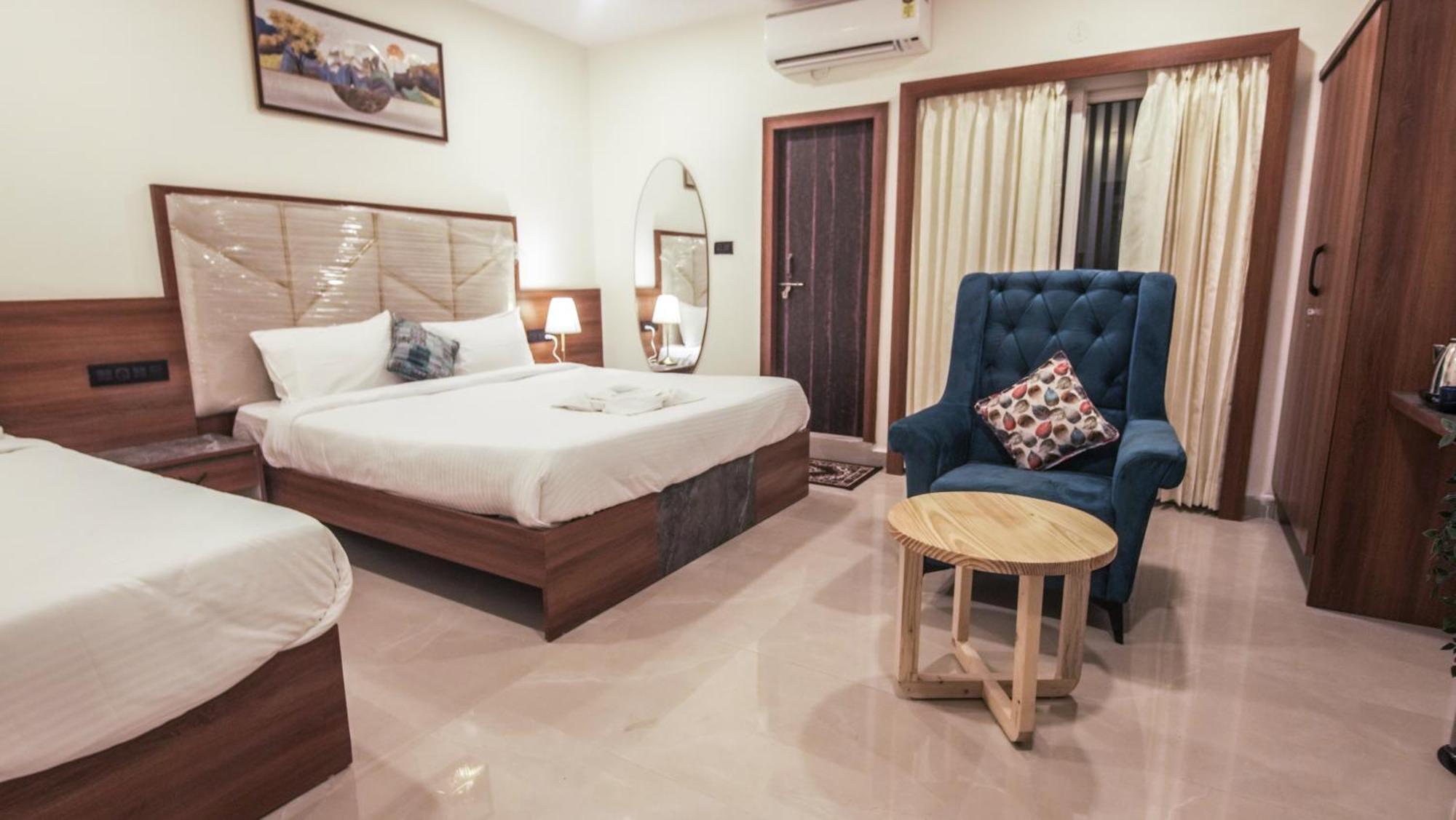 Radhe Suites Haïdarabad Extérieur photo