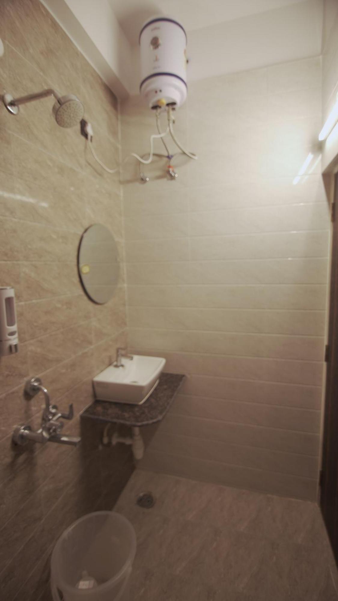 Radhe Suites Haïdarabad Extérieur photo